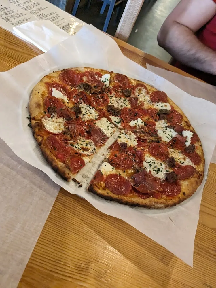 Signature Pizza SkyKing